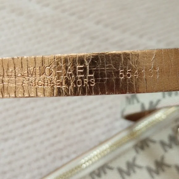 Michael Michael Kors Belt Bag - Picture 8 of 9